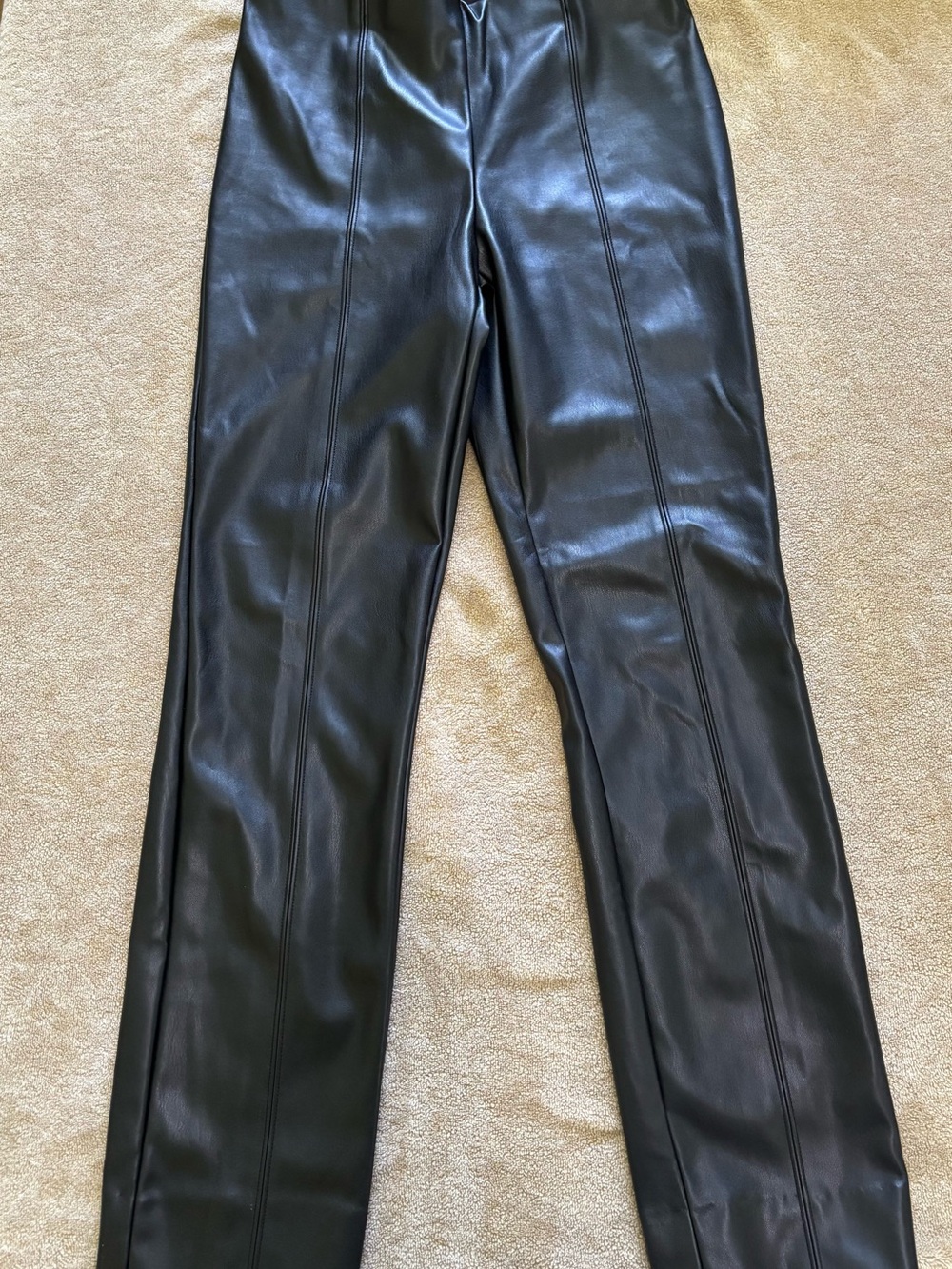 Simply Vera Vera Wang Black Faux Leather Ankle Pants